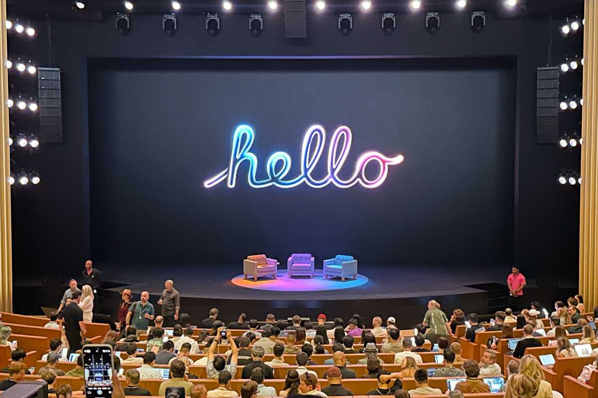 Steve Jobs Theater WWDC24