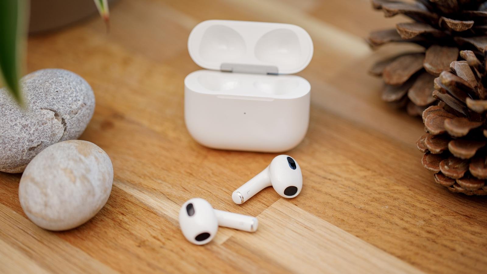 Apple_AirPods3_Review_4.jpg