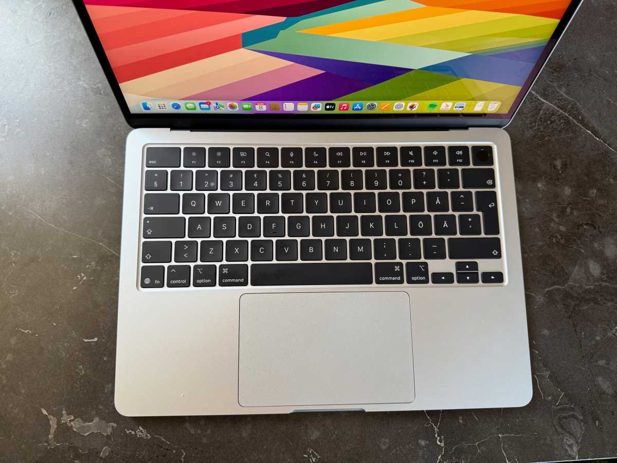 MacBook Air M4 4528