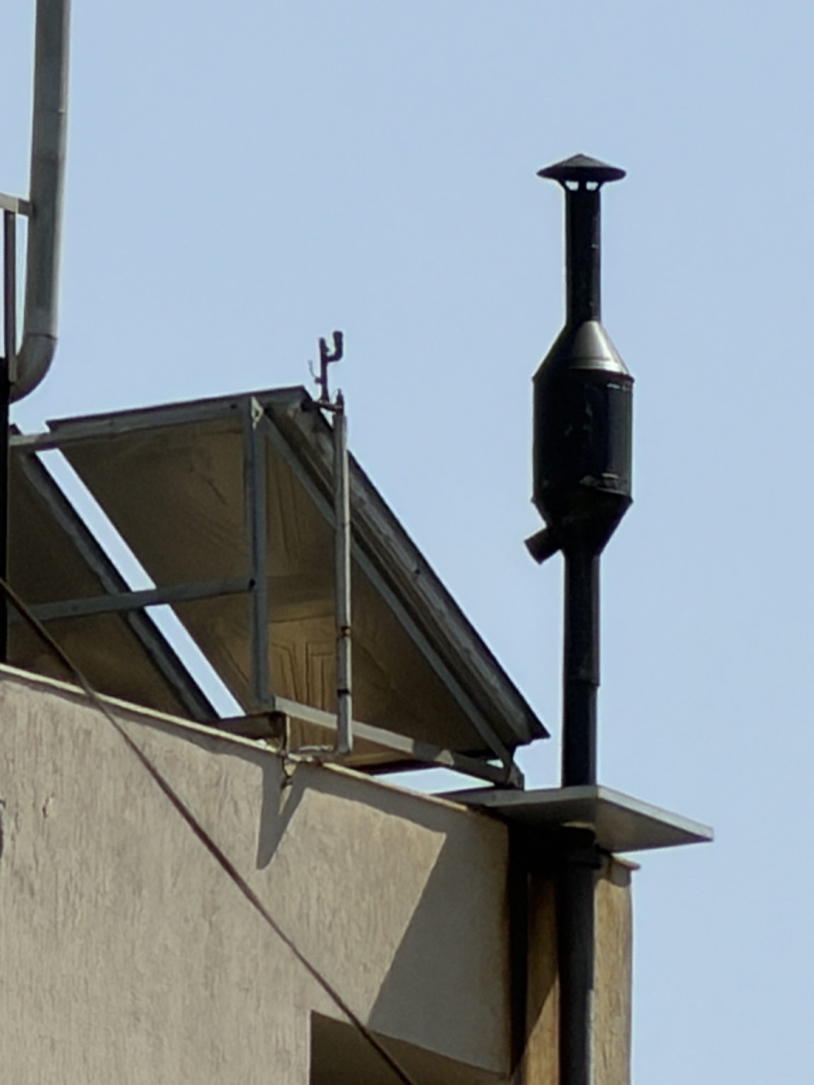 Image of a roof terrace with iPhone 17 Pro Max at 40x Tele