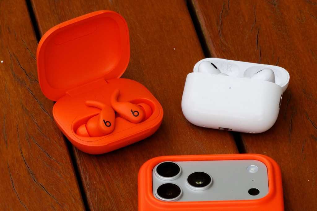 Powerbeats Fit vs AirPods Pro 3